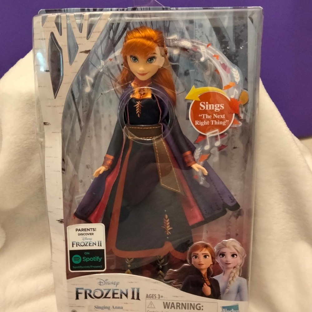 Disney Frozenll singing Anna 12"doll.